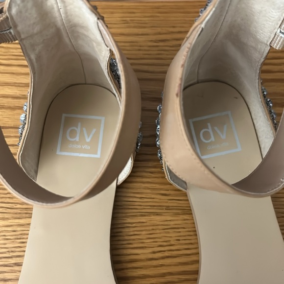 🍒 Dolce Vita Tan Beaded and Jeweled Sandals Size 10 - Picture 7 of 12